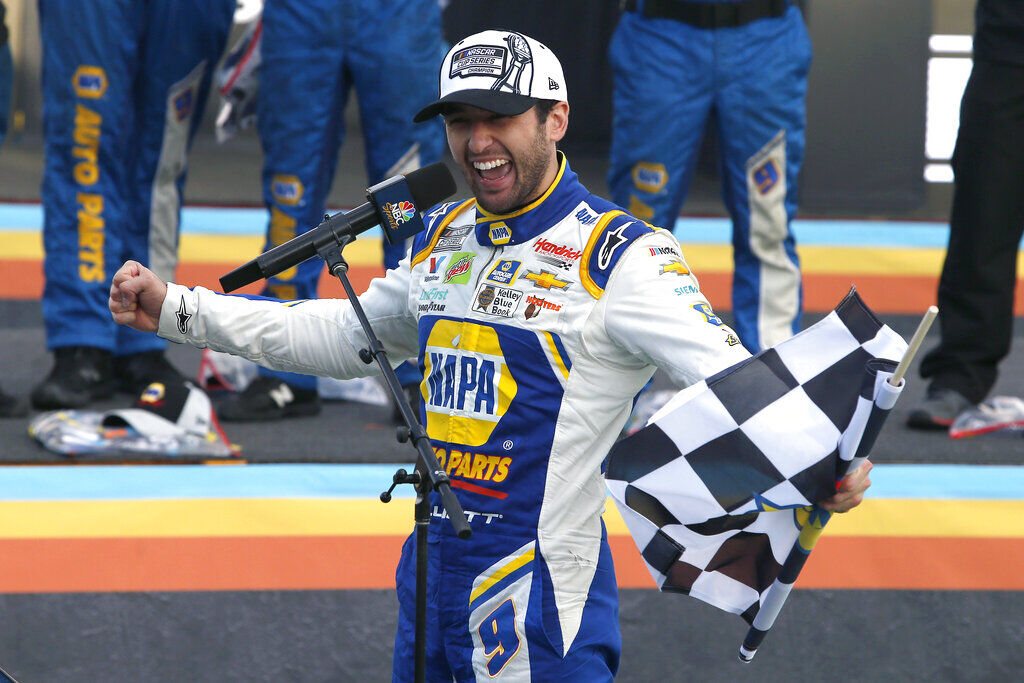 NASCAR Phoenix Auto Racing